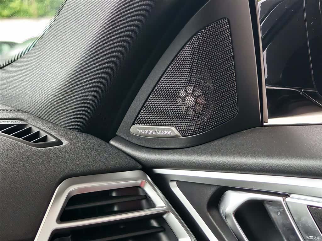 BMW 4 Series, 2025 13