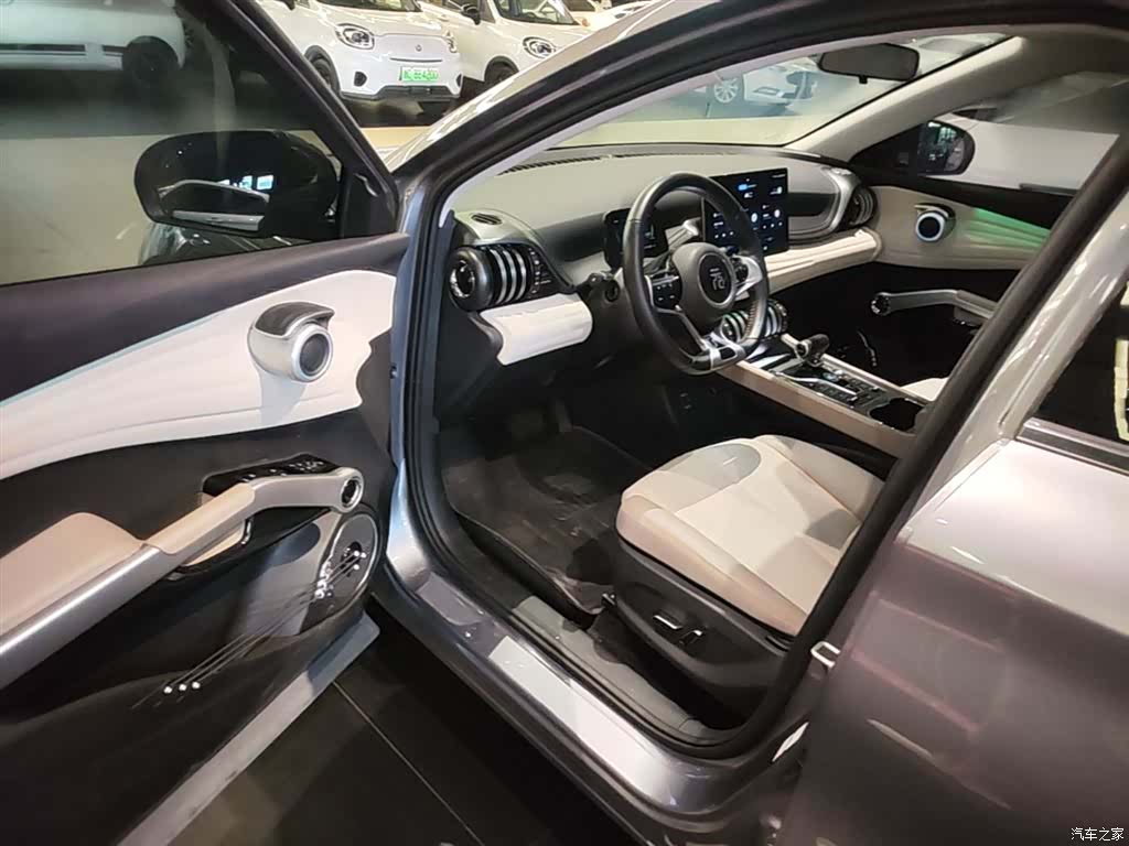 BYD Yuan, 2025 16