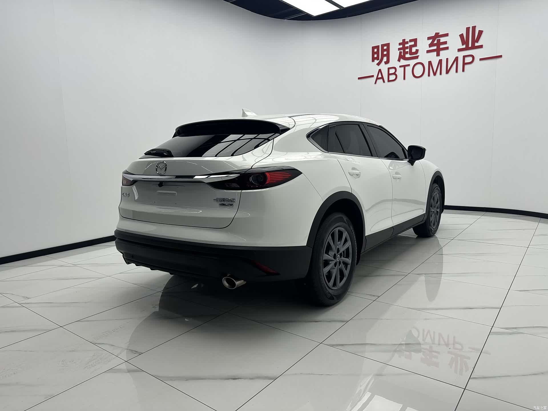 Mazda CX-4, 2023 9