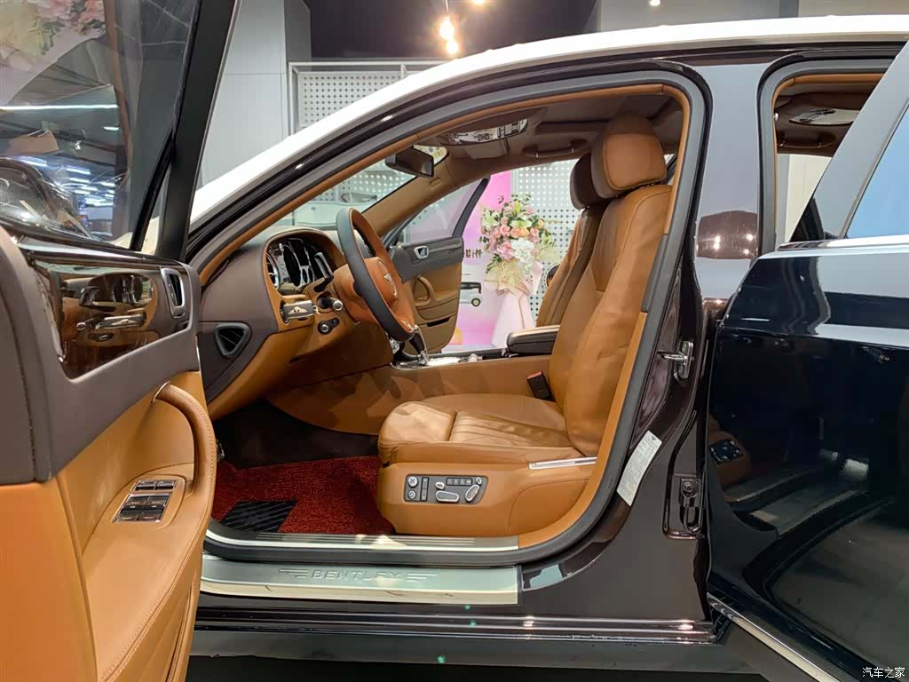 Bentley Flying Spur, 2013 18
