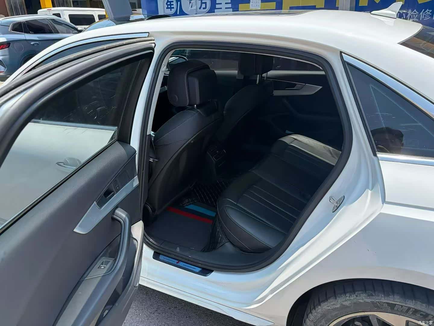 Audi A4L, 2022 4