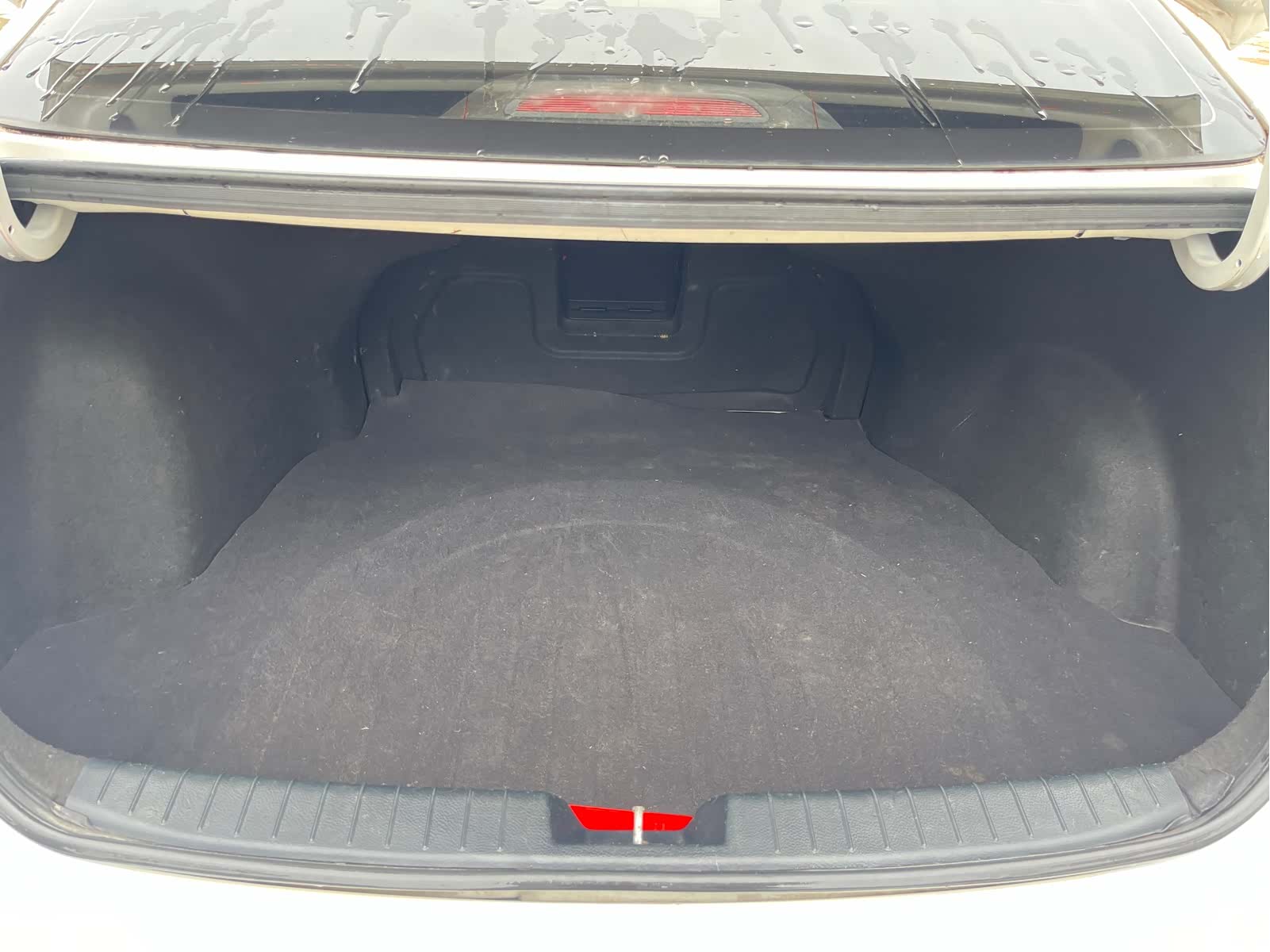 Hyundai GLS, 2016 9