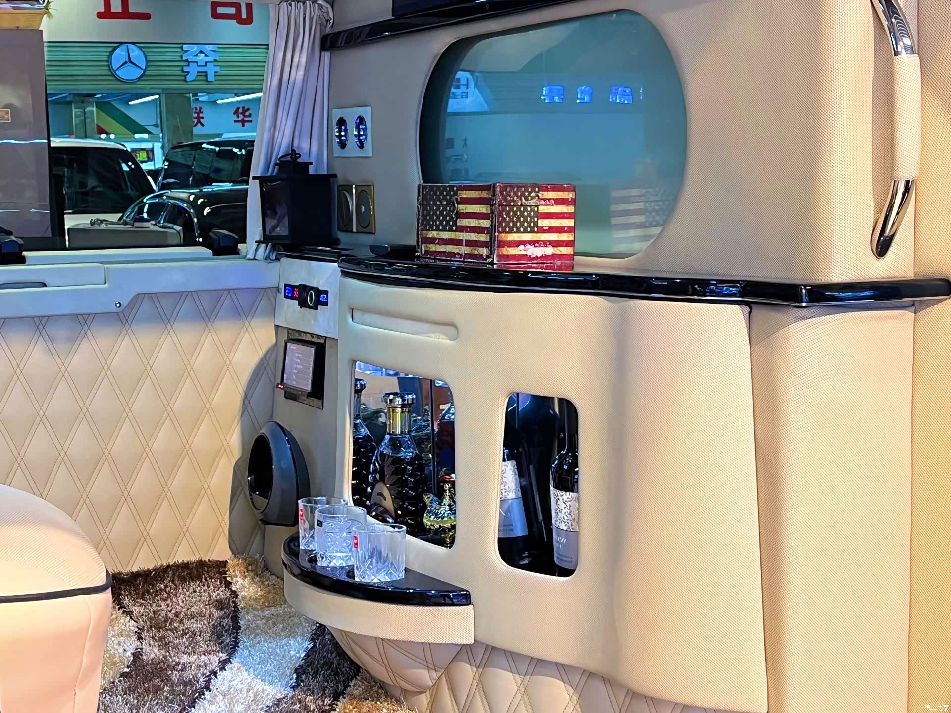 Ford E350, 2012 16