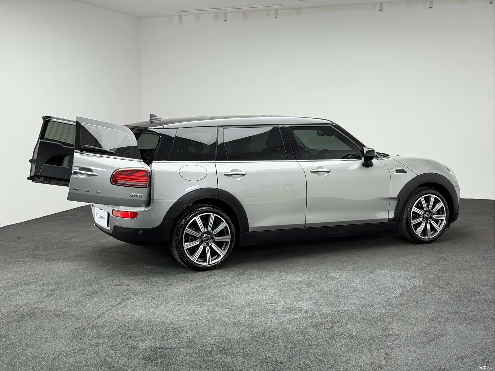 Mini Clubman, 2023 18