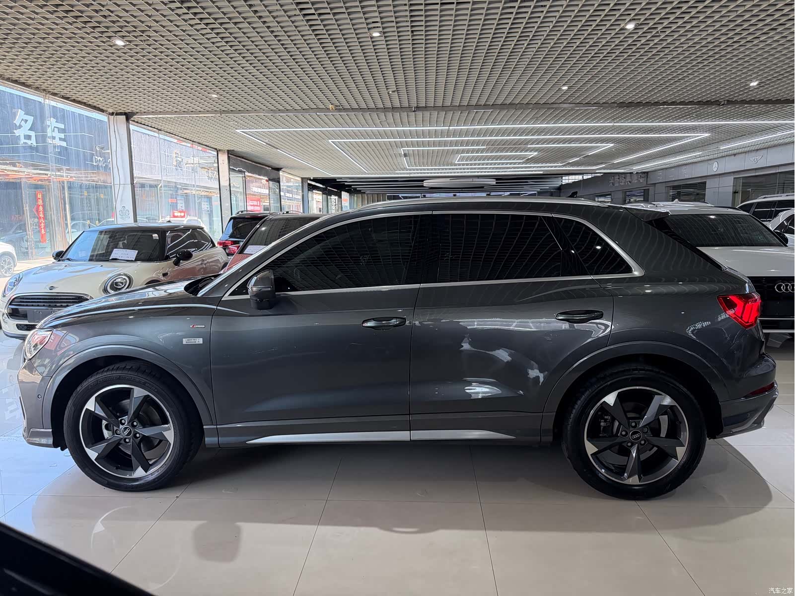 Audi Q3, 2022 6