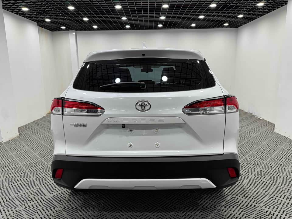 Toyota Corolla Sharp amplifier