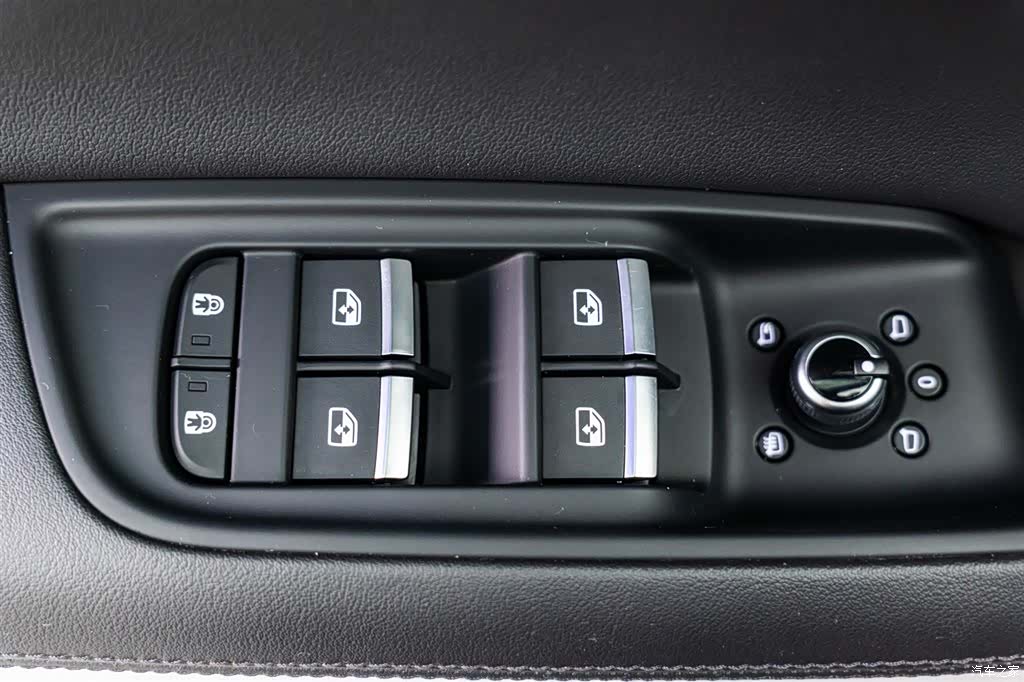 Audi Q7, 2023 16