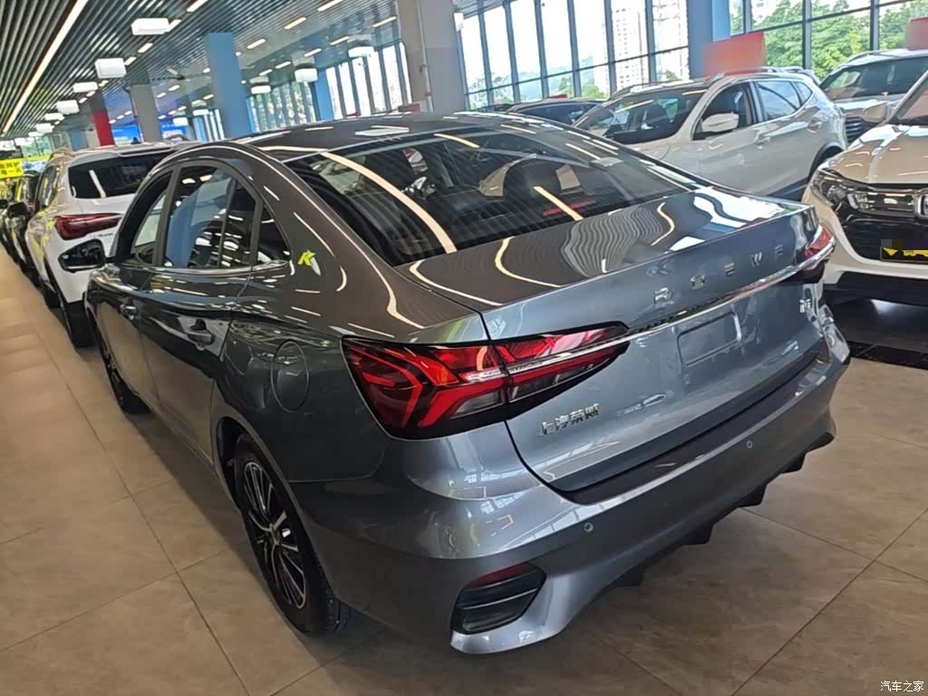 Roewe i5, 2021 все фото
