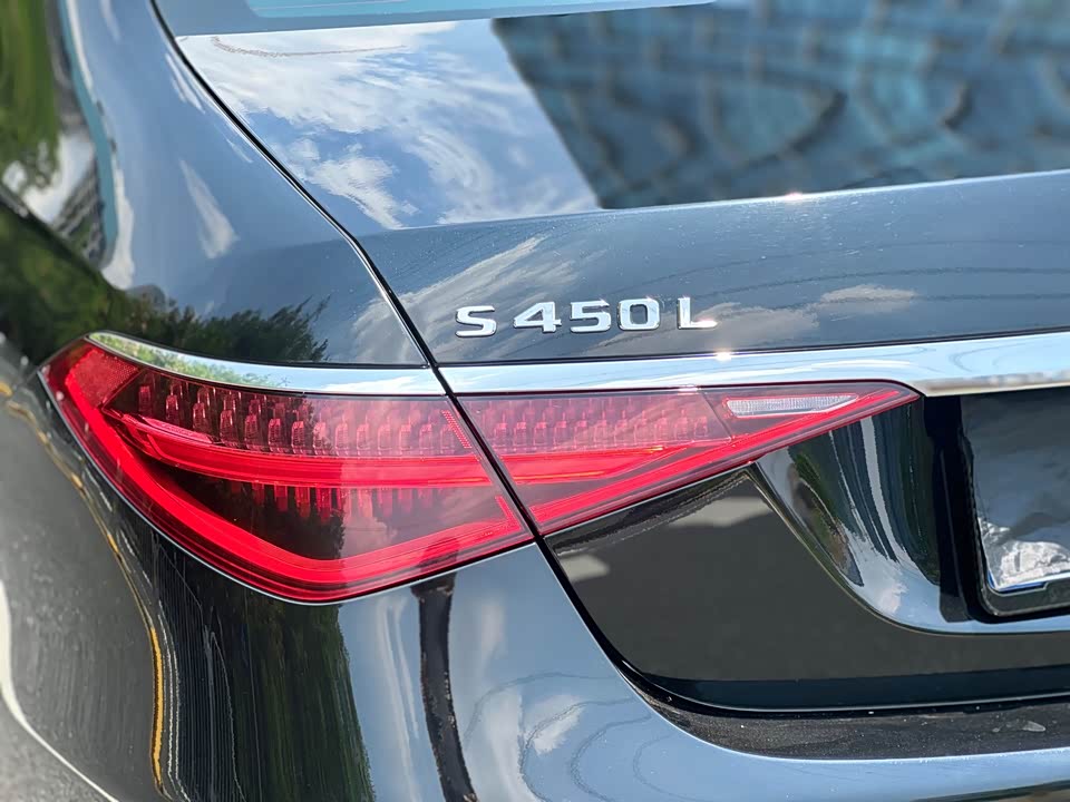 Mercedes-Benz S-class Mercedes-Benz S-class