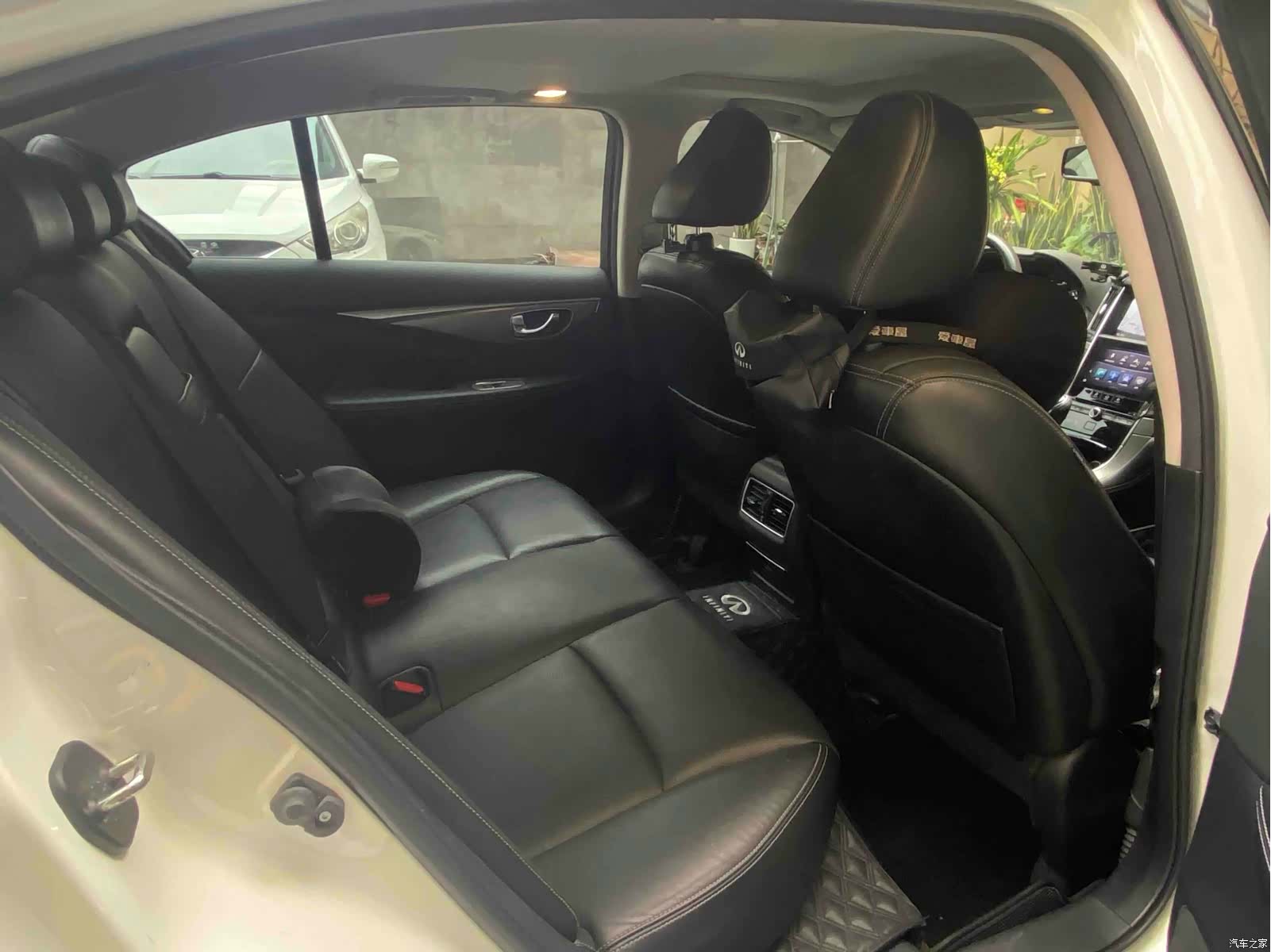 Infiniti Q50L, 2018 10