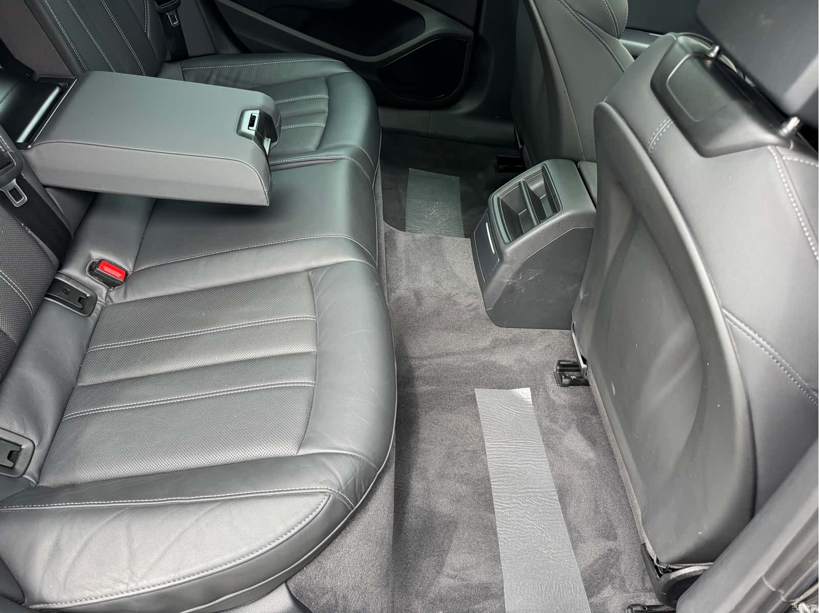 Audi A4L, 2020 16