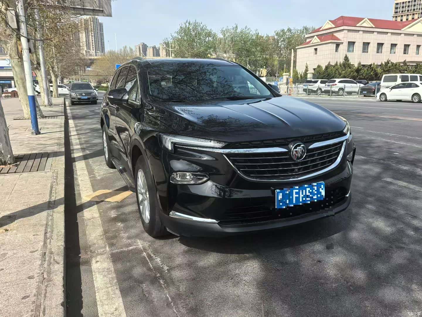 Buick Enclave, 2021 3