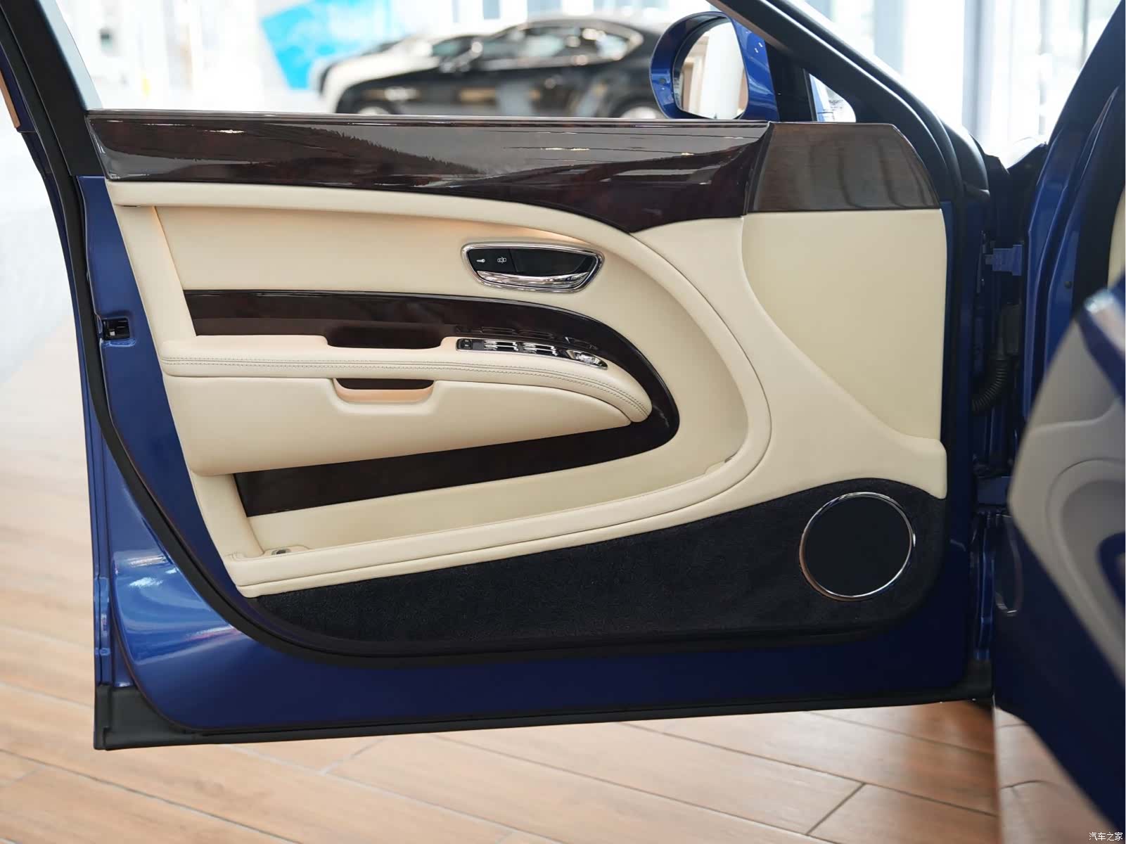 Bentley Mulsanne, 2013 17