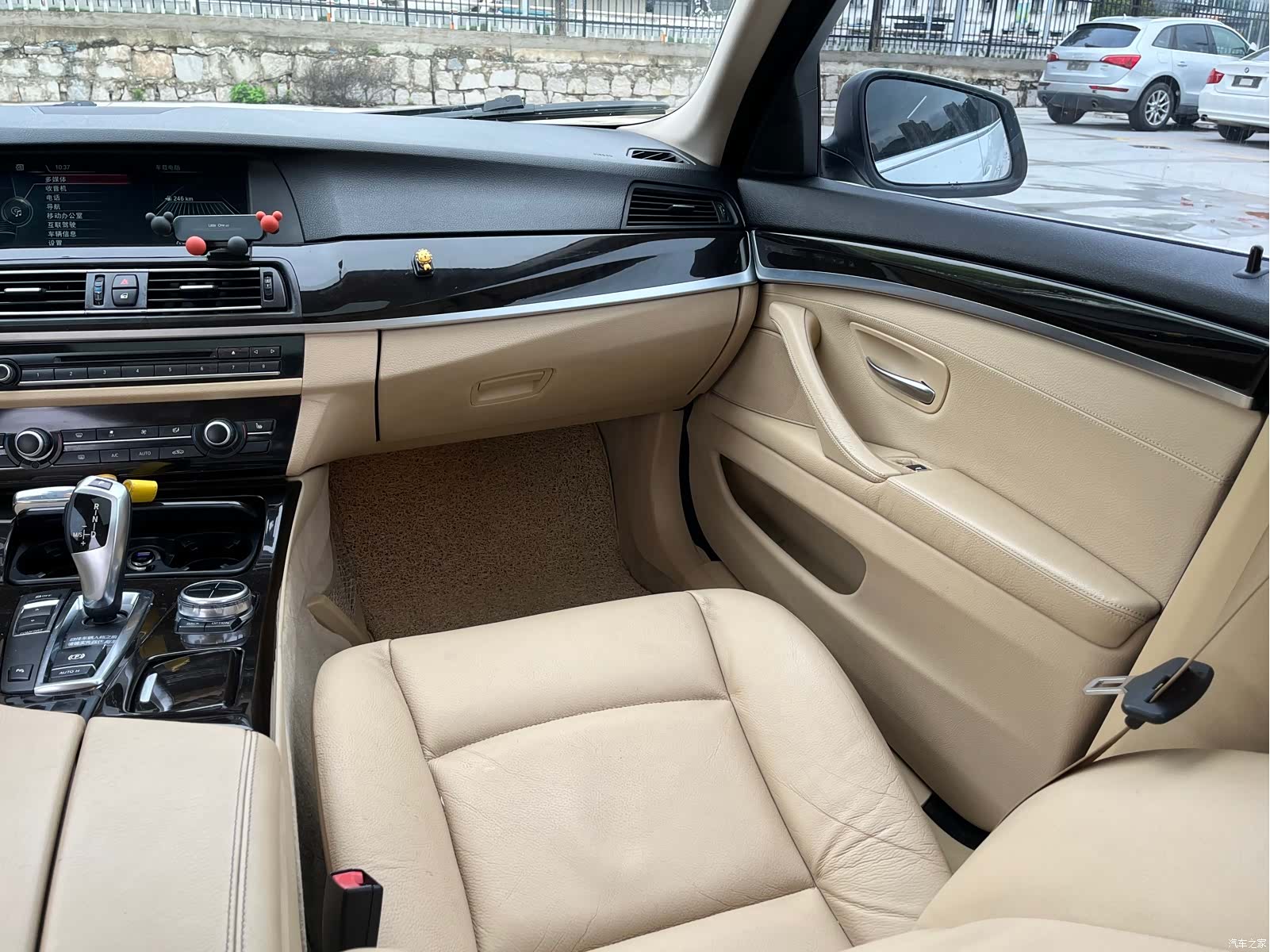 BMW 5 Series, 2013 19