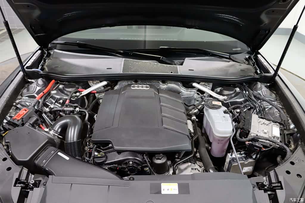 Audi A6L, 2021 15