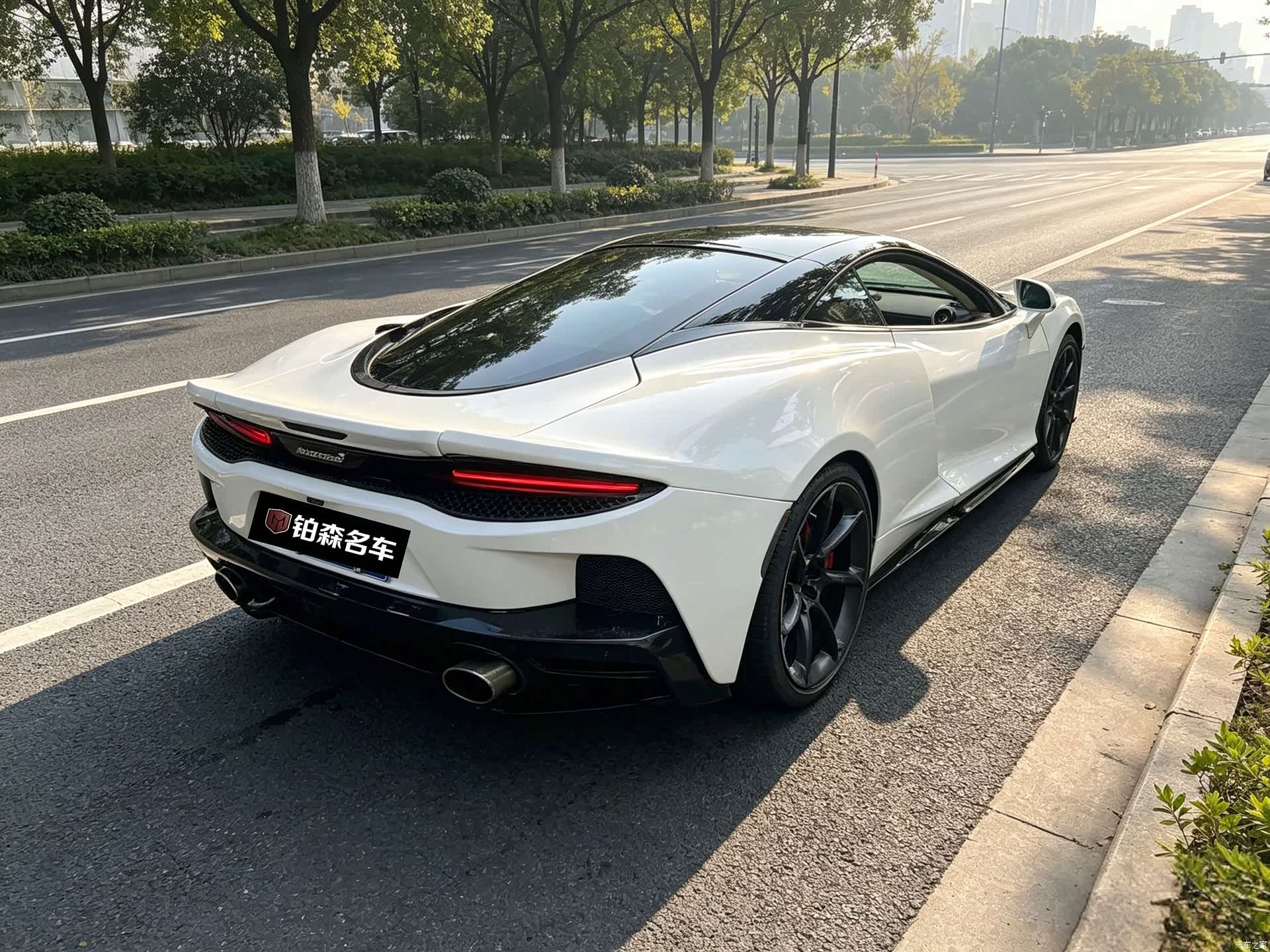 McLaren GT, 2021 2