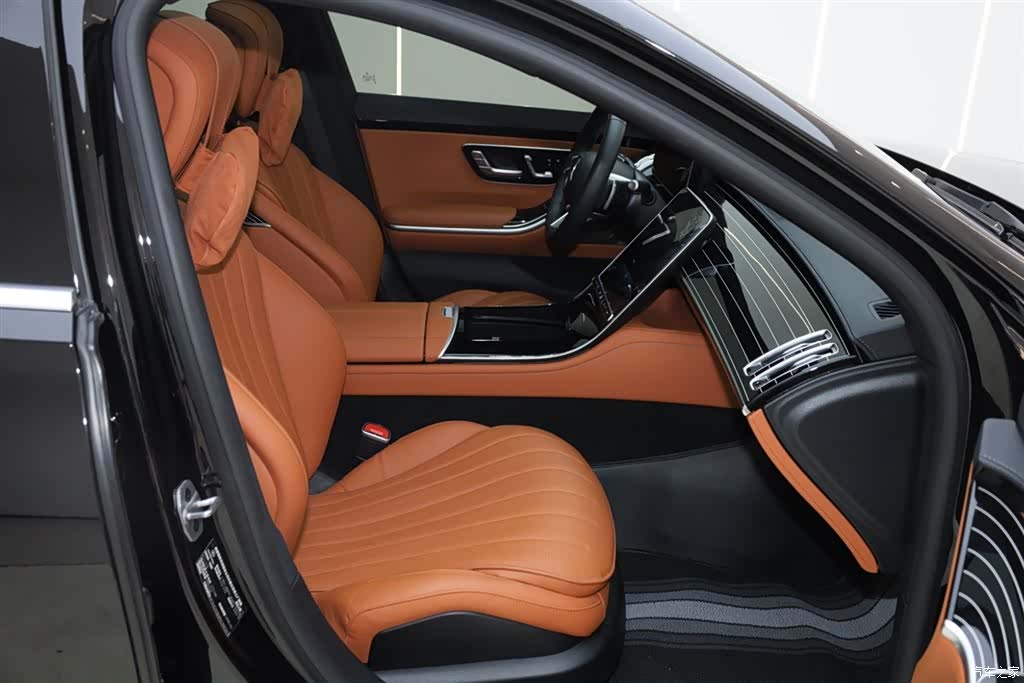 Mercedes-Benz S-Class, 2023 14