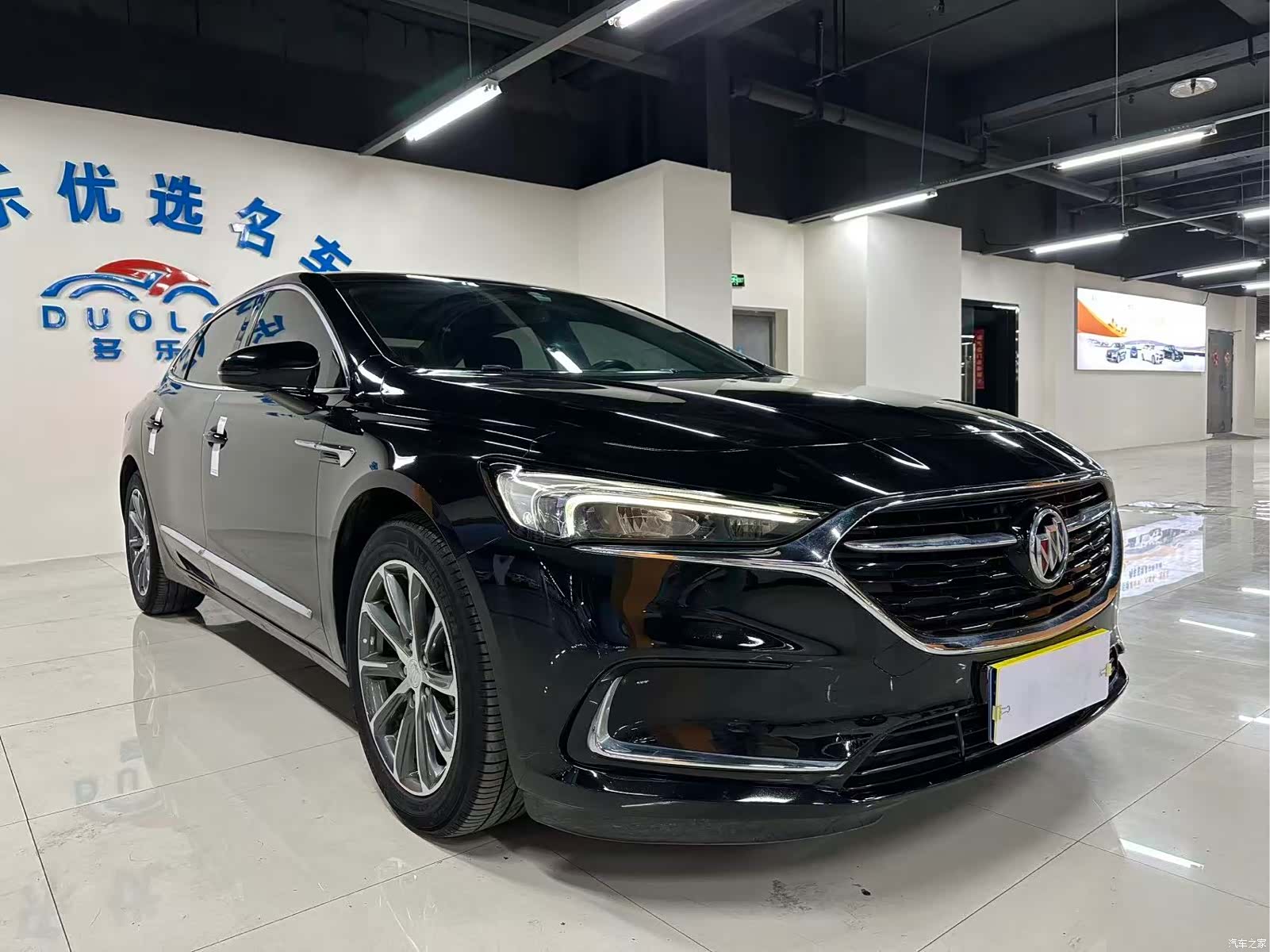 Buick LaCrosse, 2022 3