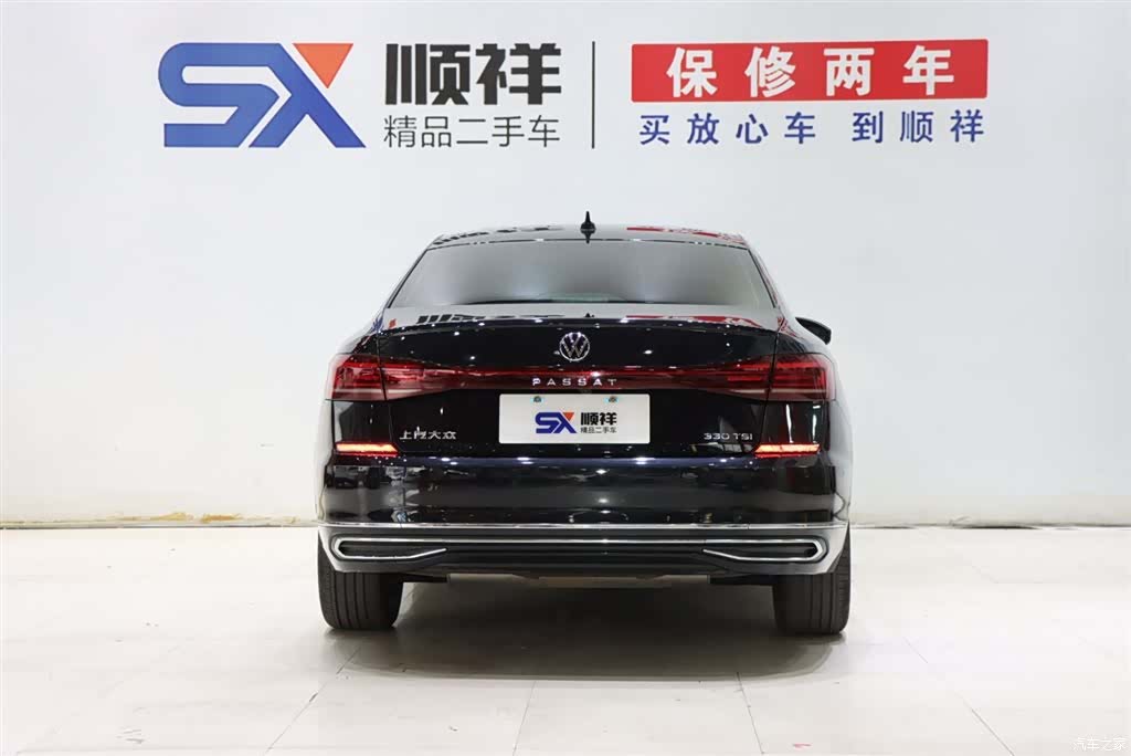 Volkswagen Passat, 2023 все фото