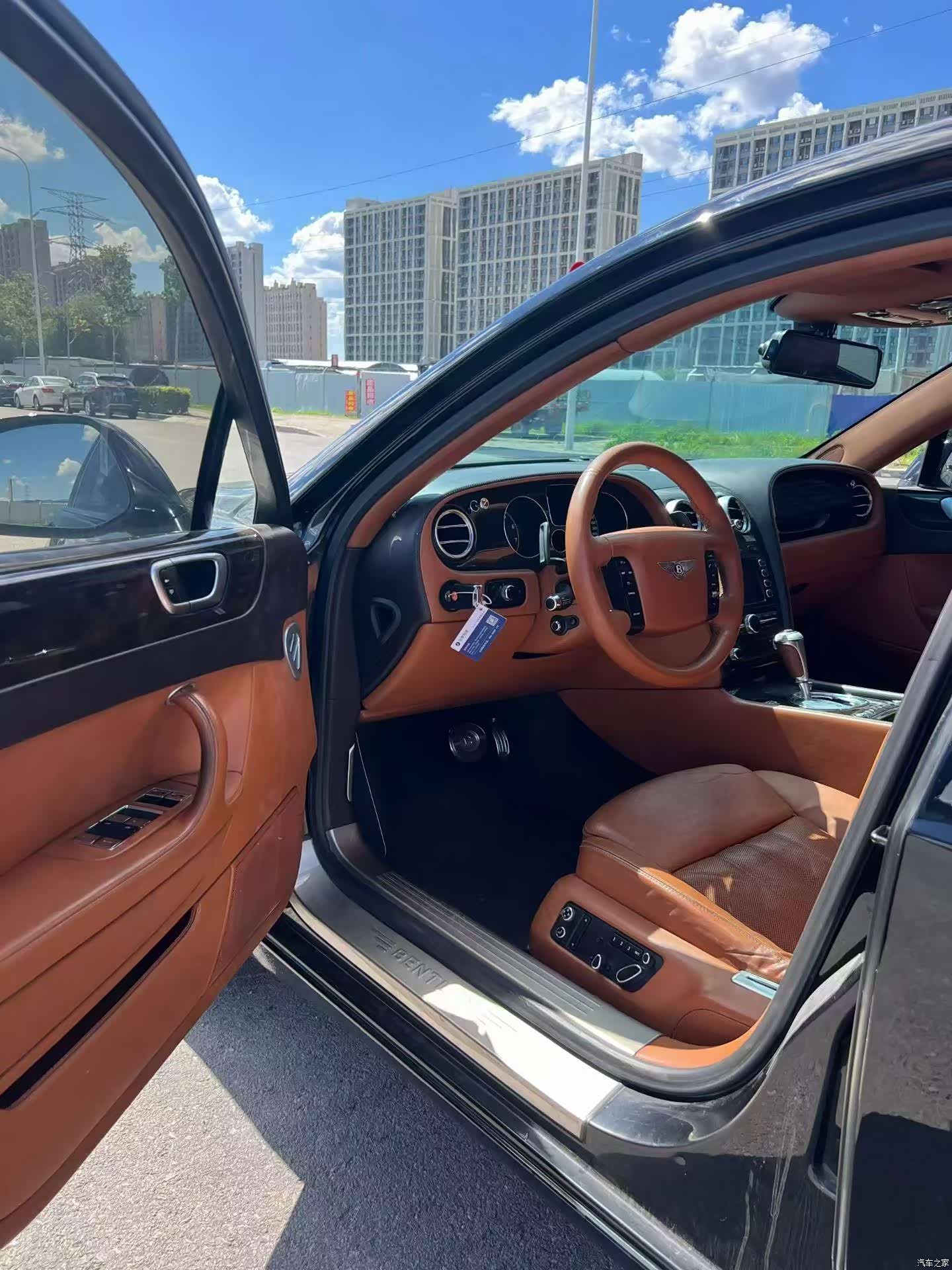 Bentley Flying Spur, 2010 10