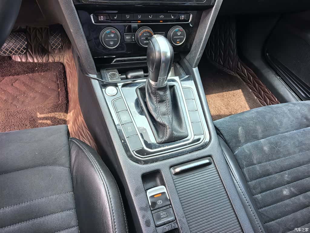 Volkswagen Magotan, 2017 14