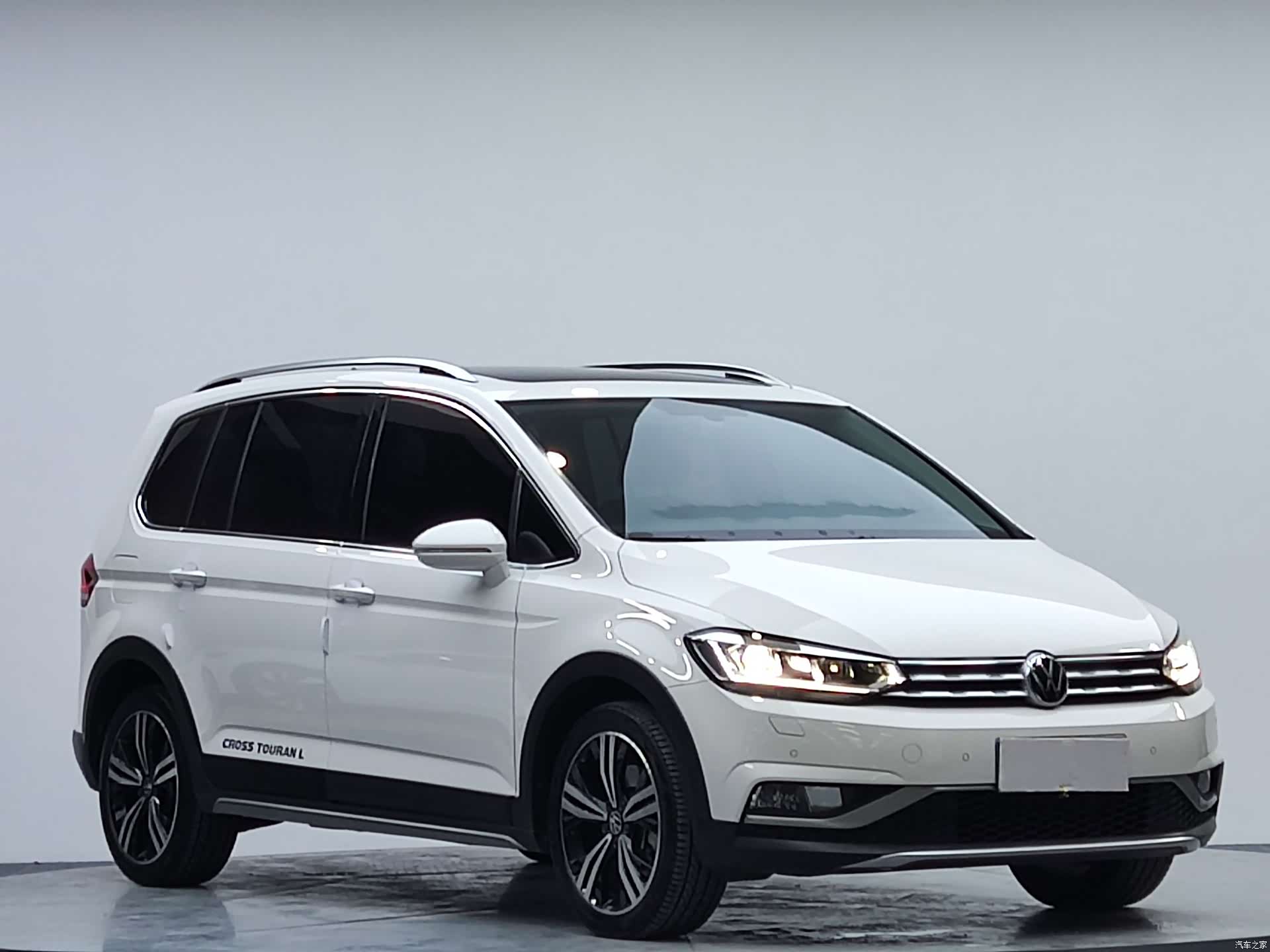 Volkswagen L, 2020 4
