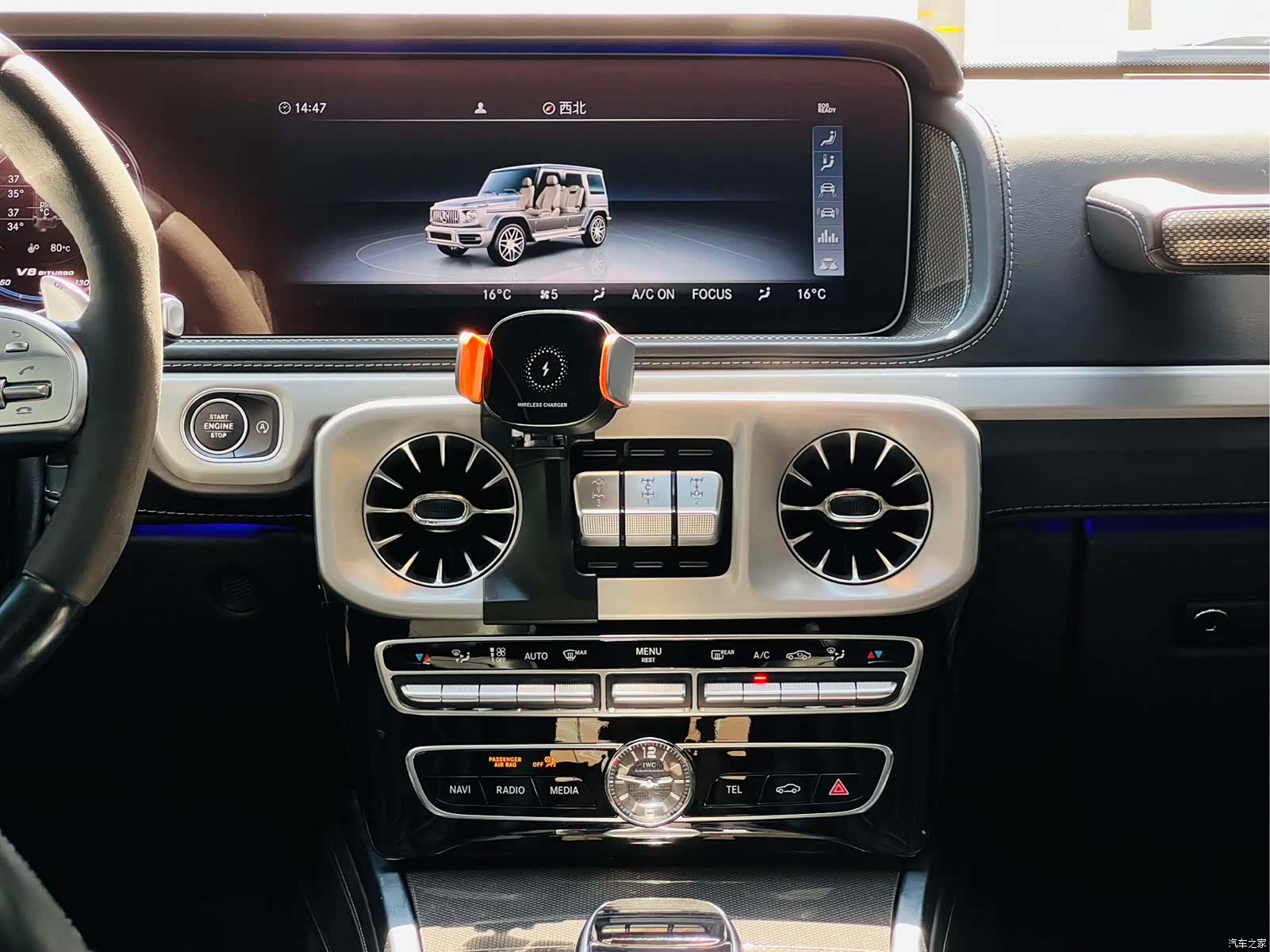 Mercedes-Benz G-Class, 2019 13