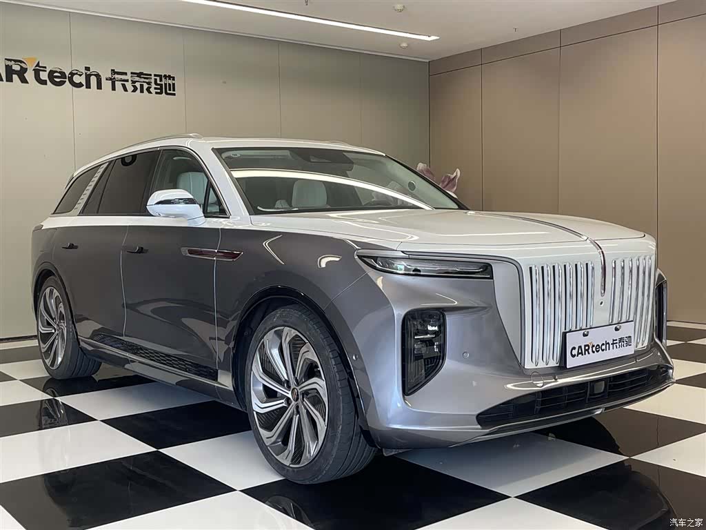 Hongqi E-HS9, 2022 2