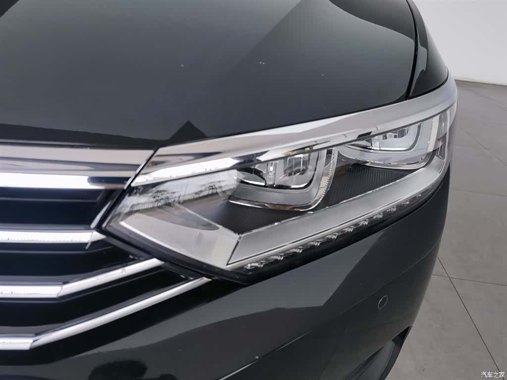 Volkswagen Magotan, 2018 7
