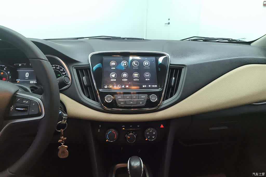 Chevrolet 320, 2022 13