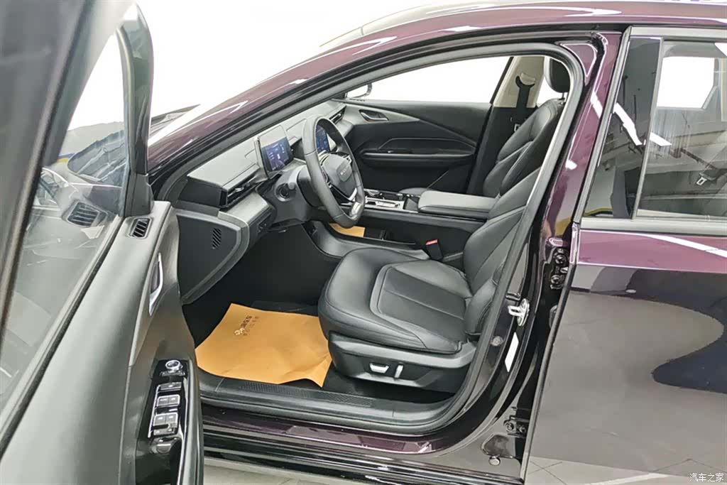 Wuling Starlight, 2024 9