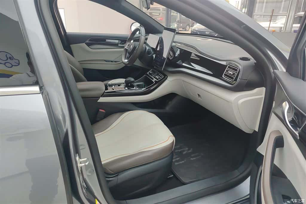 BYD Qin, 2024 8
