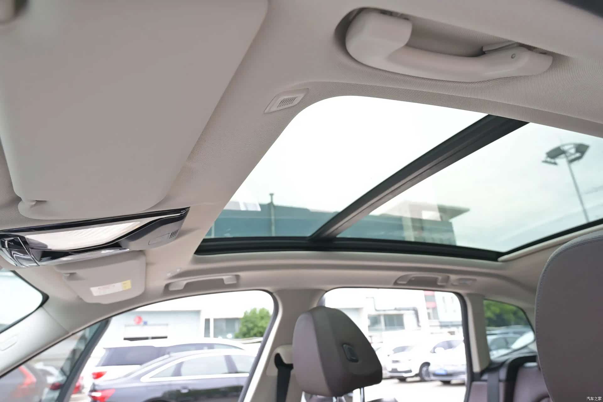 BMW iX3, 2021 21