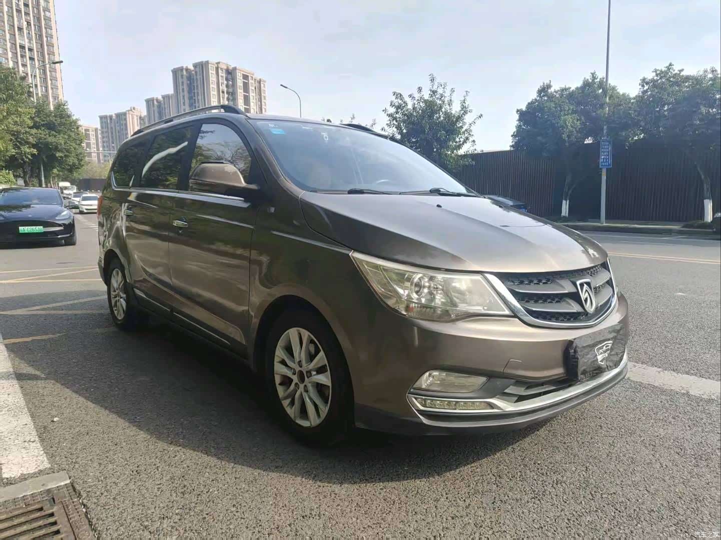 Wuling 730, 2016 3