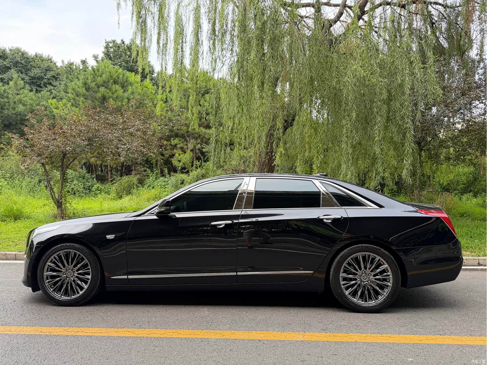 Cadillac CT6, 2016 3