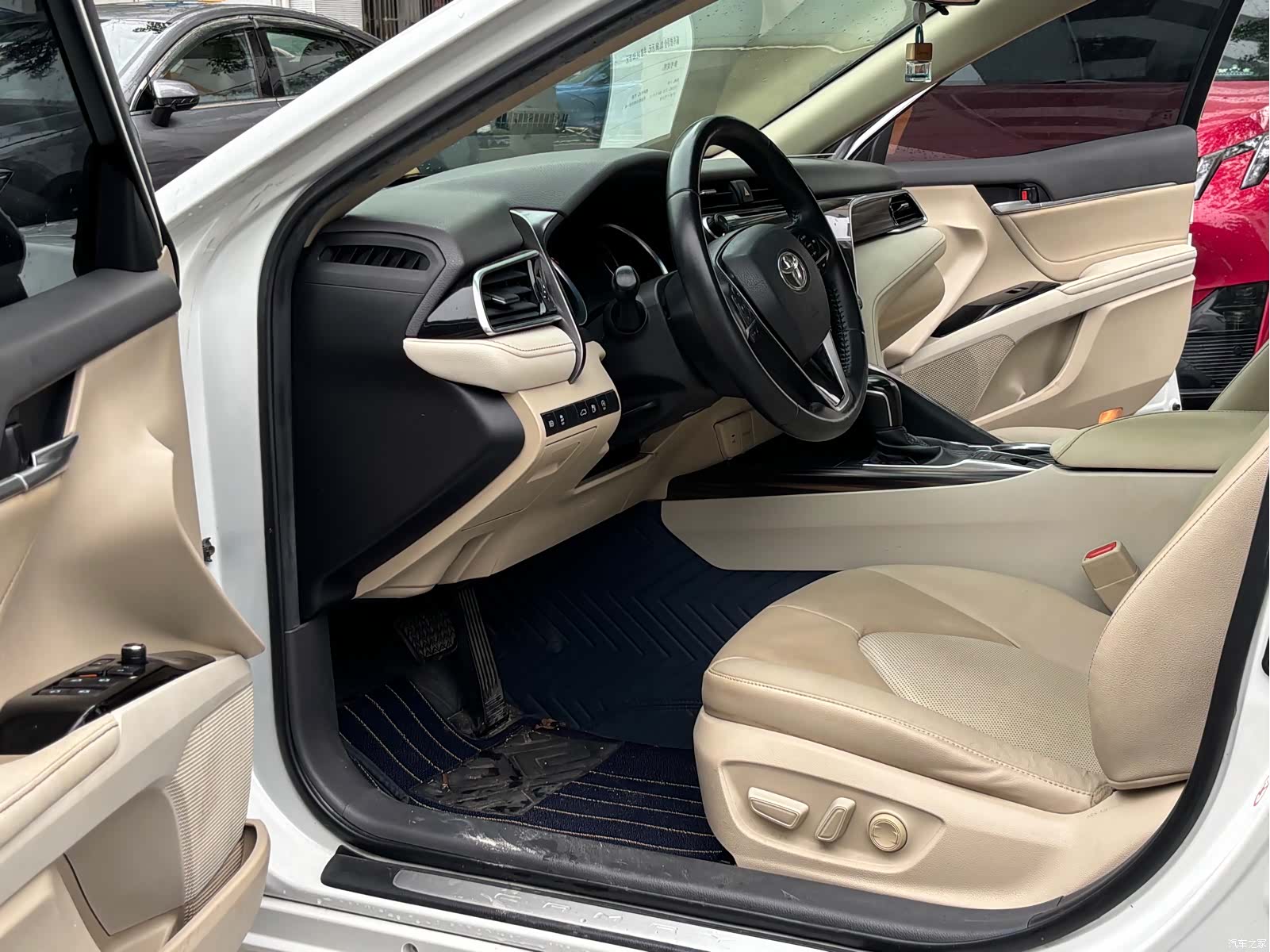 Toyota Camry, 2018 10