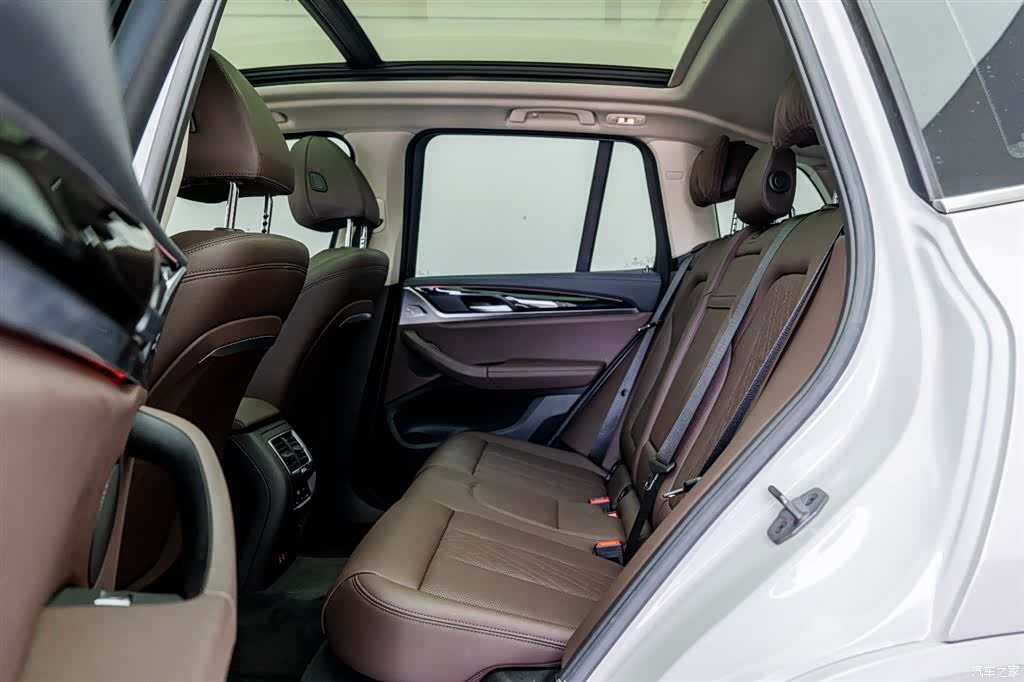 BMW X3, 2024 12