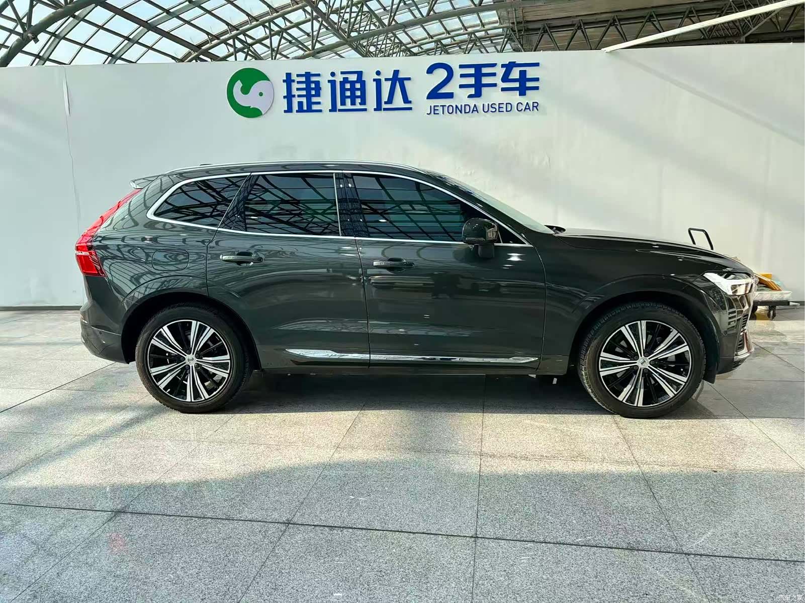 Volvo XC60, 2022 4