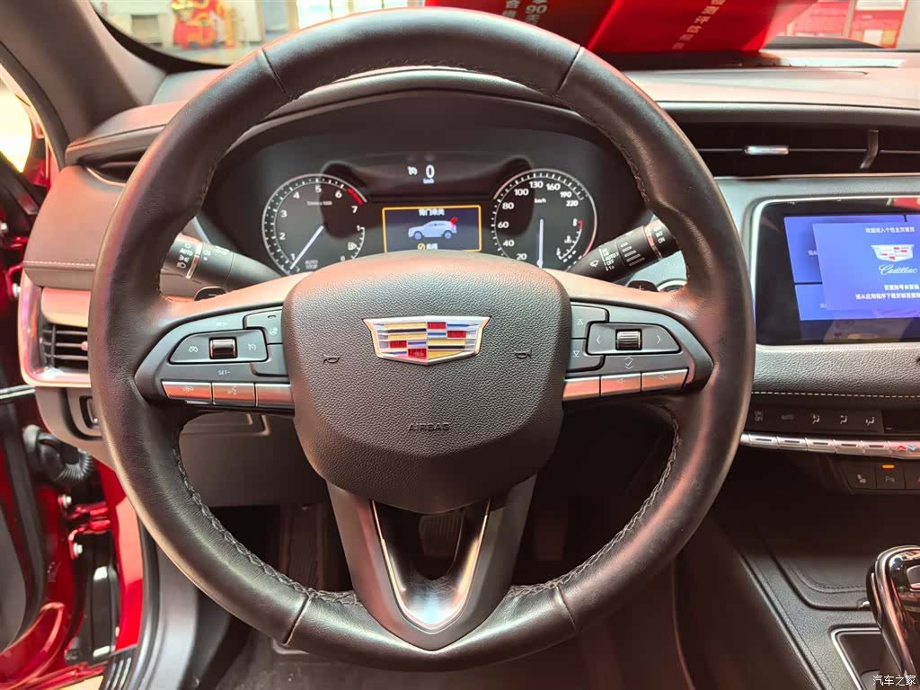 Cadillac XT4, 2021 13