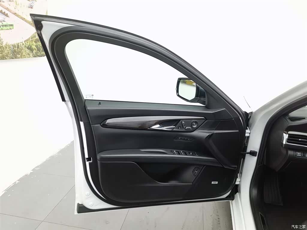 Cadillac CT6, 2018 8