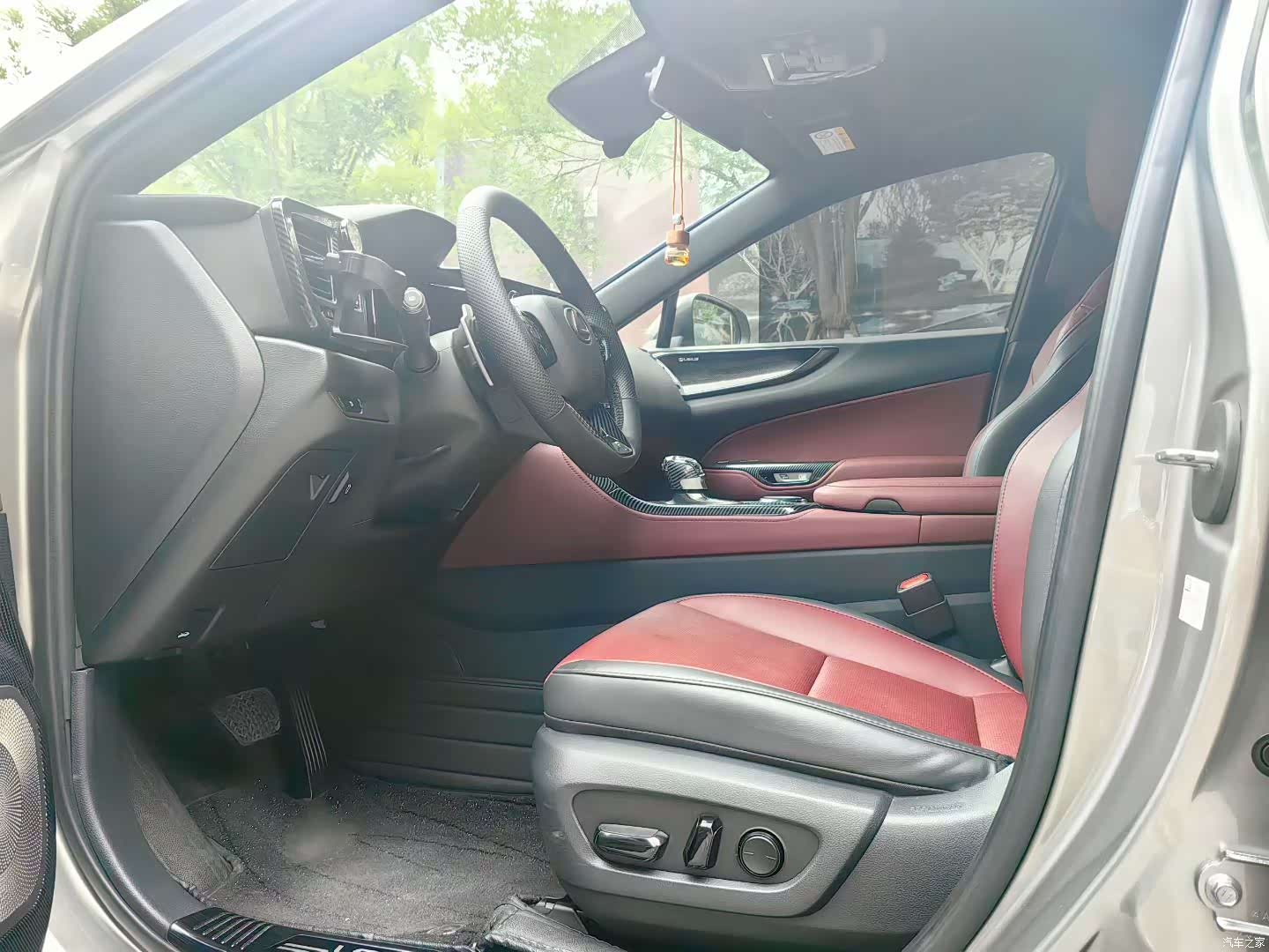 Lexus NX, 2023 7