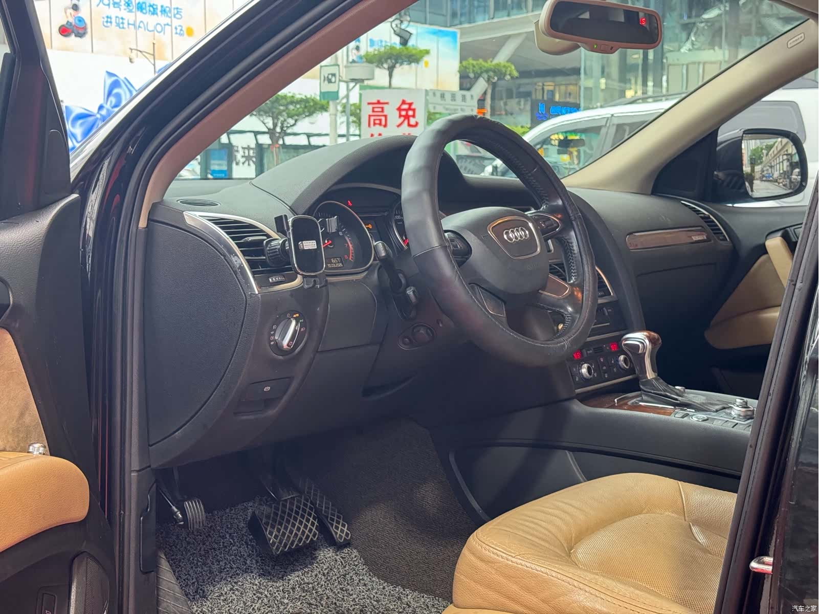 Audi Q7, 2012 12