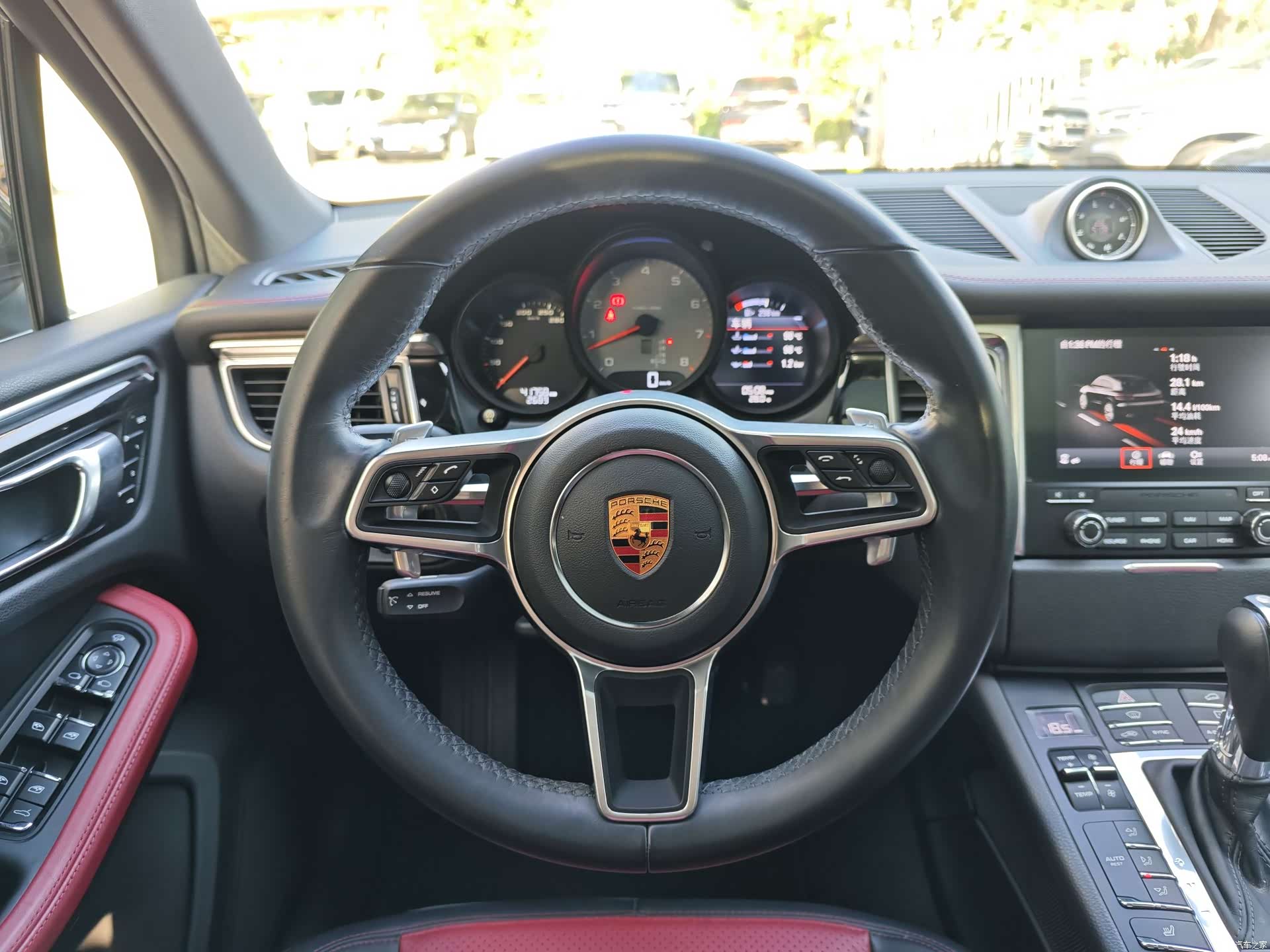 Porsche Macan, 2018 10