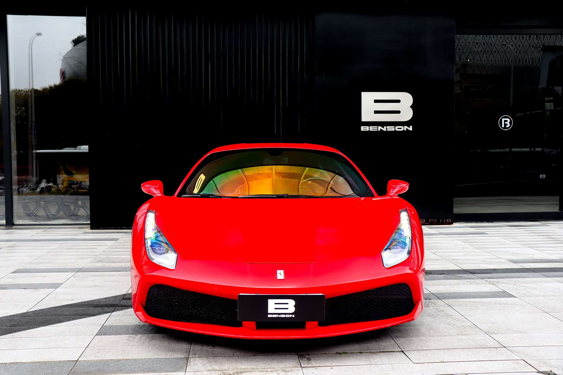 Ferrari 488, 2017 2