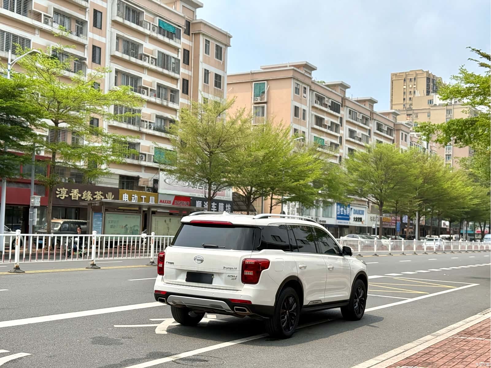 Trumpchi GS8, 2017 12
