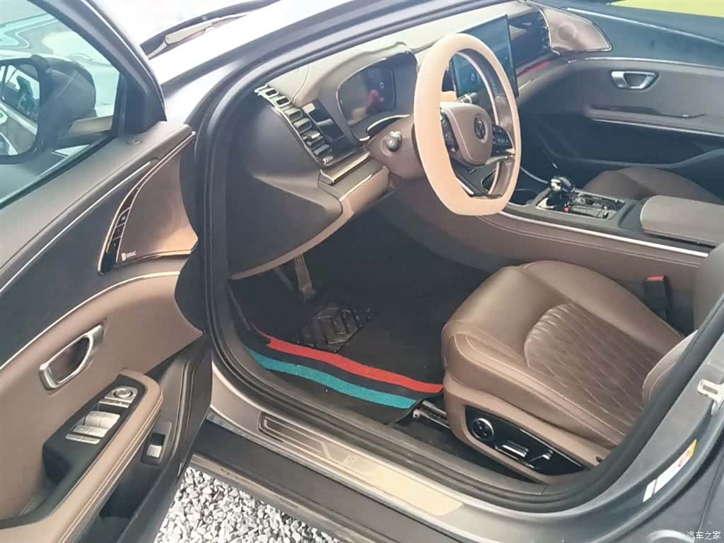 BYD Han, 2021 16