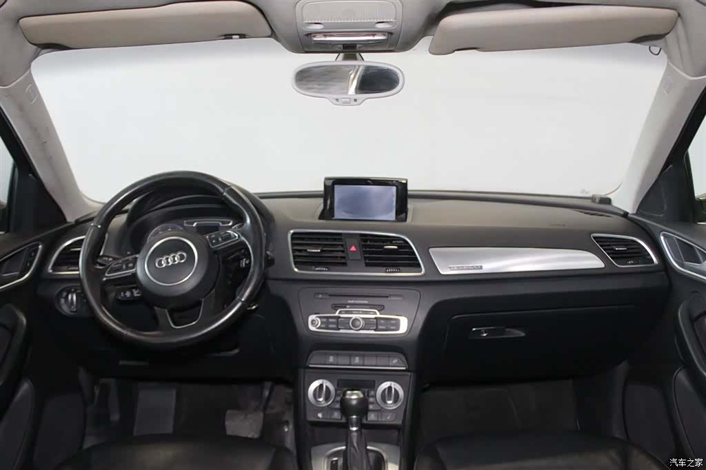 Audi Q3, 2014 9