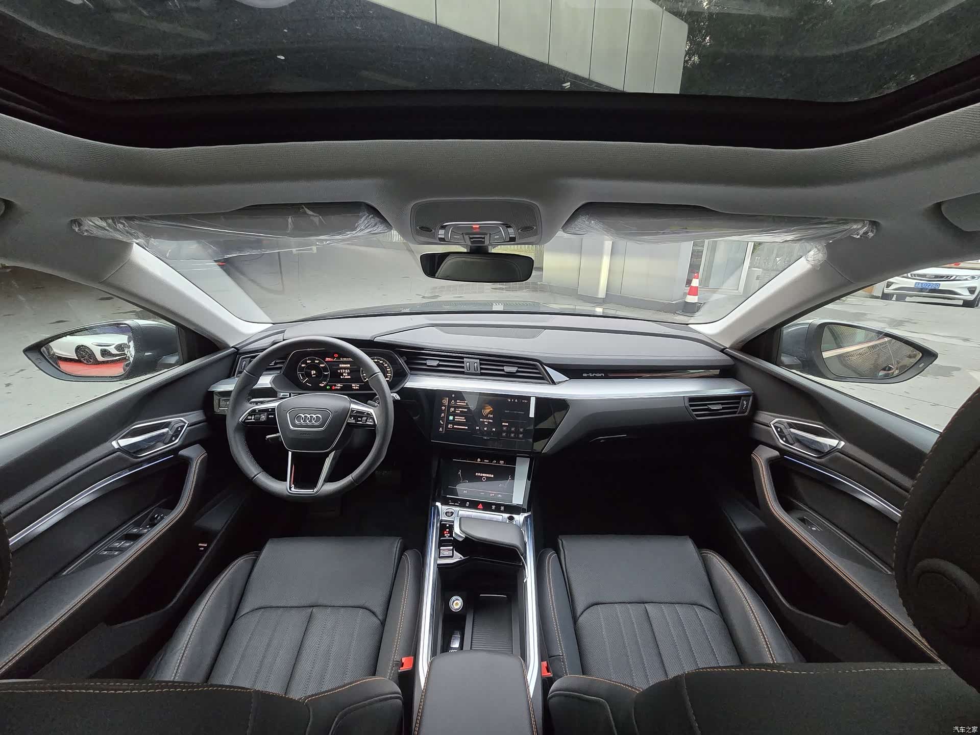 Audi e-tron, 2026 18