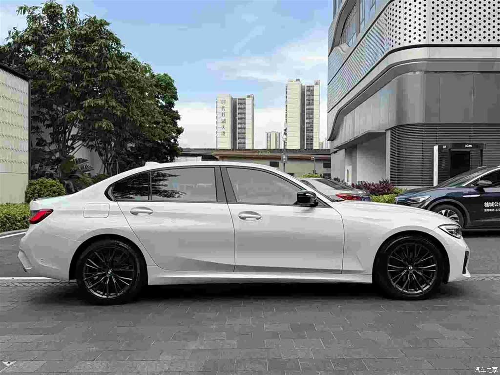 BMW 3 Series, 2020 7