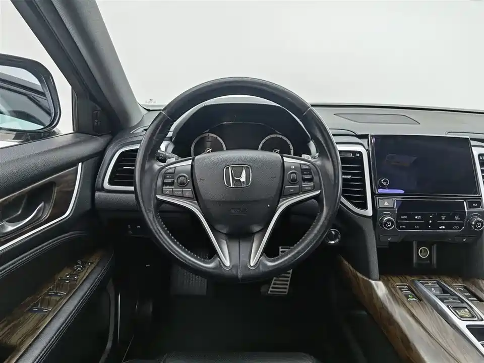 Honda UR-V